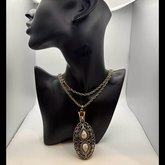 Samantha Willis statement necklace - Picture 1 of 4